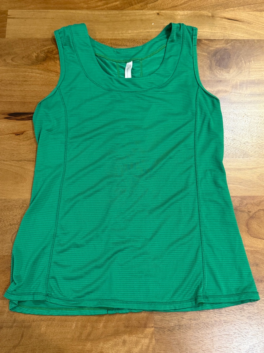 The bubble Lexi Top Kelly Green Performance Tank with back Ruffle - Size Small